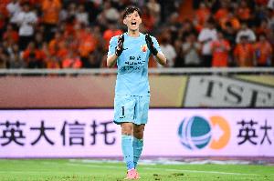 开云体育在线-颜骏凌：34岁没感觉到自己身体机能下降，海港、申花竞争是好事